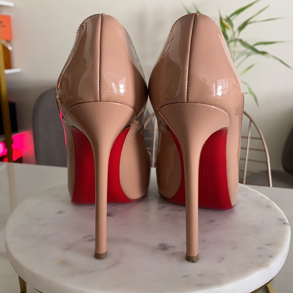 Nude FLO 120 Patent Leather 38.5 Christian Louboutin